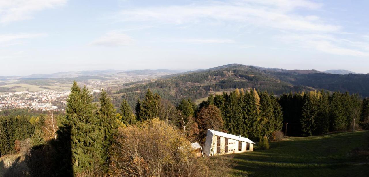 Horsky Hotel Jelenovska S Bazenem V Cene Валашске-Клобоукі Екстер'єр фото